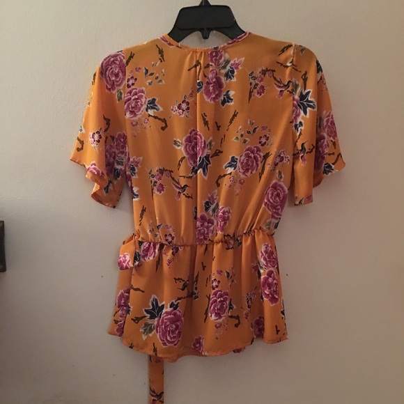 Sienna Sky Blouse - Picture 2 of 4